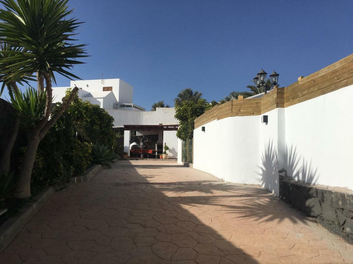 Casa Gloria Villa Tias Exterior photo